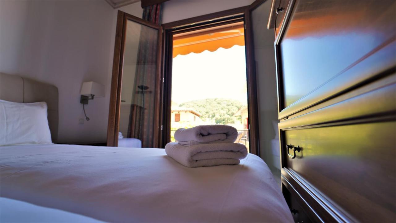 Hotel Tourist Parga Eksteriør billede
