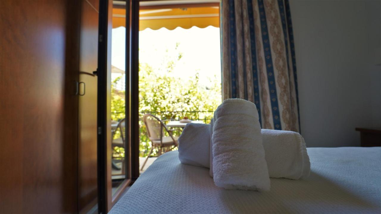 Hotel Tourist Parga Eksteriør billede